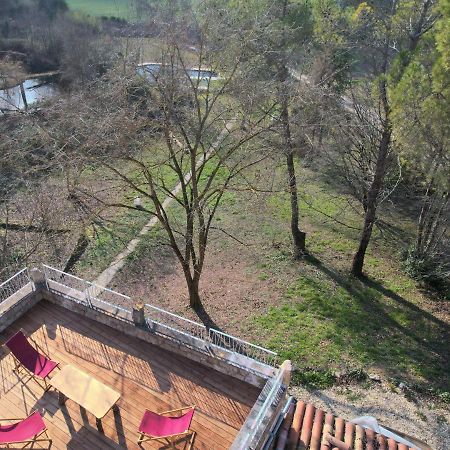 Grand Gite Les Cabanes De Fallot Pour 19 Personnes - Piscine Naturelle L'isle-Bouzon Exterior foto