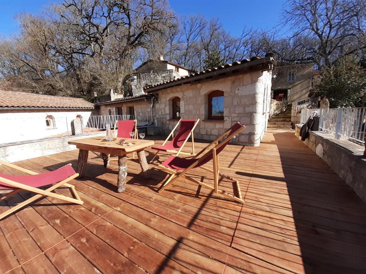 Grand Gite Les Cabanes De Fallot Pour 19 Personnes - Piscine Naturelle L'isle-Bouzon Exterior foto
